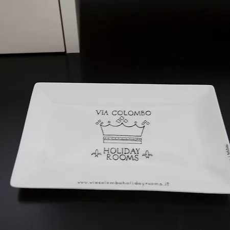 招待所 Via Colombo 斯培西亚