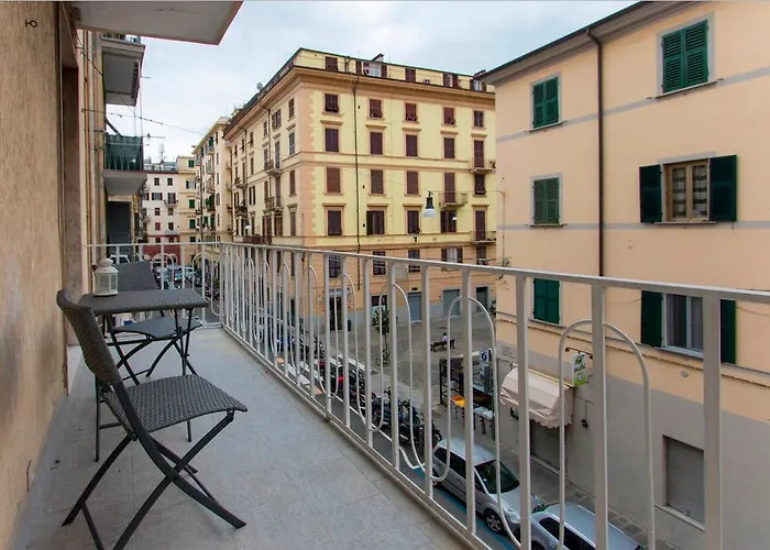Via Colombo 3* La Spezia